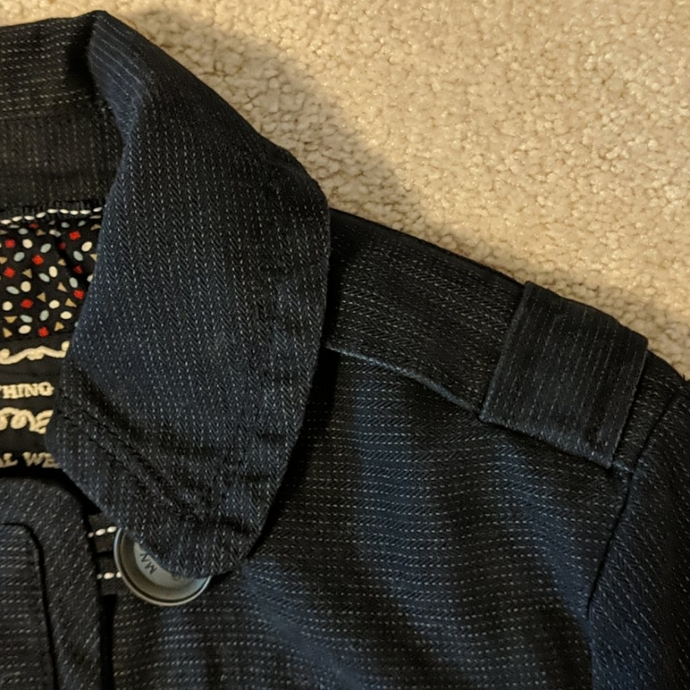 Jacket - Picture 4 of 6